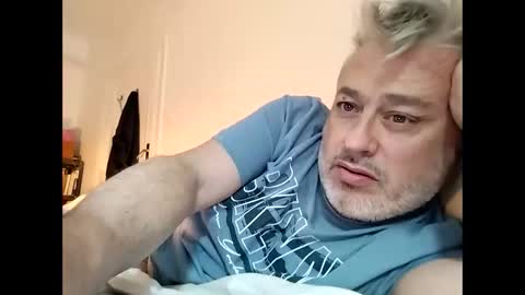 Snapshot of sibemolx chatting on March 25, 2026, 11:33 pm sibemolx online show from March 25, 2026, 11:33 pm