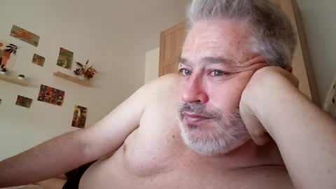 Snapshot of sibemolx chatting on July 22, 2026, 6:27 am sibemolx online show from July 22, 2026, 6:27 am