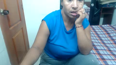 Snapshot of siblley chatting on December 9, 2024, 8:23 pm sara online show from December 9, 2024, 8:23 pm