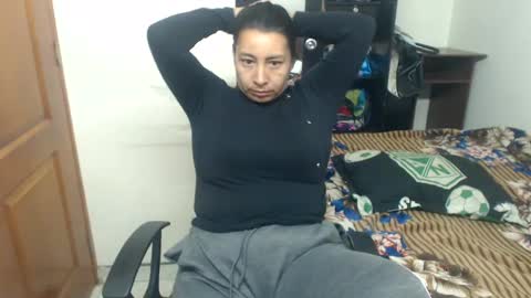 Snapshot of siblley chatting on February 15, 2025, 2:04 am sara online show from February 15, 2025, 2:04 am