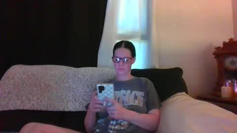 Snapshot of sidneyraee chatting on April 23, 2026, 5:04 pm Mrs. St. Patrickk online show from April 23, 2026, 5:04 pm