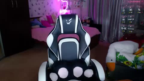 Sidny online show from February 10, 2026, 1:53 am