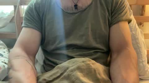 sie273 online show from December 17, 2024, 3:17 pm