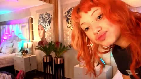 Sienna Desieree online show from February 9, 2026, 4:49 am