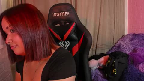 sienna_lux01 online show from February 26, 2026, 6:51 pm