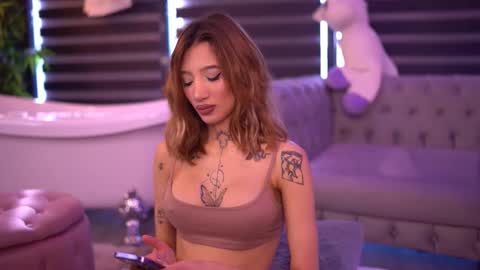 Snapshot of siennajayden chatting on September 21, 2025, 7:32 am Sienna online show from September 21, 2025, 7:32 am