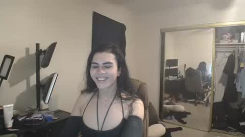 Snapshot of siennalilbunnykate chatting on January 19, 2025, 7:25 am Nicole Zelaya Ferrati  Niky Ferrati online show from January 19, 2025, 7:25 am