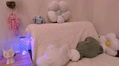 silk_ann online show from January 17, 2026, 3:11 am