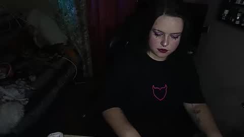 silkyscent online show from September 15, 2025, 6:52 pm