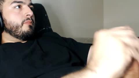 Snapshot of silva1018 chatting on October 4, 2025, 4:38 pm Alvaro online show from October 4, 2025, 4:38 pm