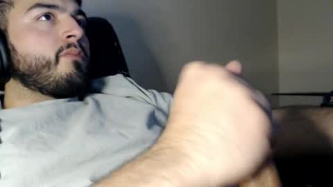 Snapshot of silva1018 chatting on January 11, 2026, 7:02 am Alvaro online show from January 11, 2026, 7:02 am