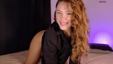 silavna249 online show from May 27, 2026, 8:17 pm