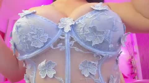 SIlvana  online show from July 17, 2026, 12:56 pm