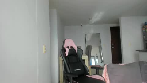 Silvana online show from October 30, 2025, 1:01 pm