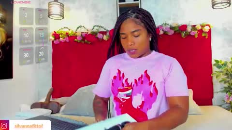 Silvana Fit  online show from December 17, 2025, 11:27 am