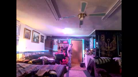 Snapshot of silvawolve chatting on February 25, 2026, 1:59 am SILVA online show from February 25, 2026, 1:59 am