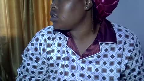 Snapshot of silver_baby06 chatting on June 18, 2026, 10:41 am silver baby06 online show from June 18, 2026, 10:41 am