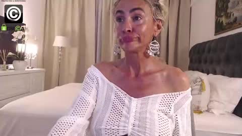 Snapshot of silver_miss chatting on April 29, 2026, 6:03 pm Silver ok online show from April 29, 2026, 6:03 pm