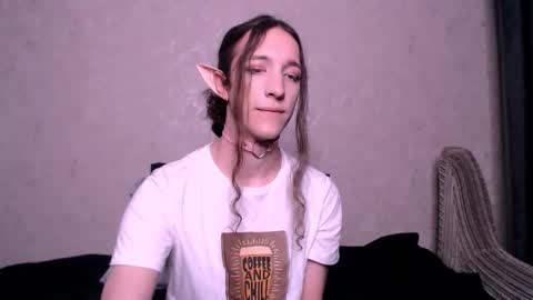 silvermuse online show from October 23, 2025, 2:44 am