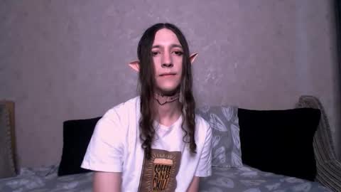 silvermuse online show from October 24, 2025, 7:27 am