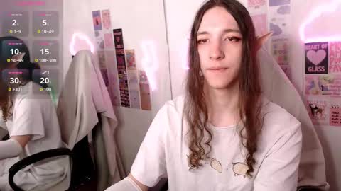 silvermuse online show from March 19, 2026, 10:25 pm