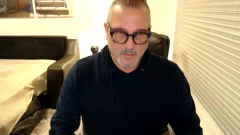 silveroli187 online show from January 20, 2025, 12:39 pm