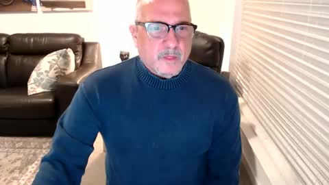 silveroli187 online show from February 11, 2025, 2:24 pm