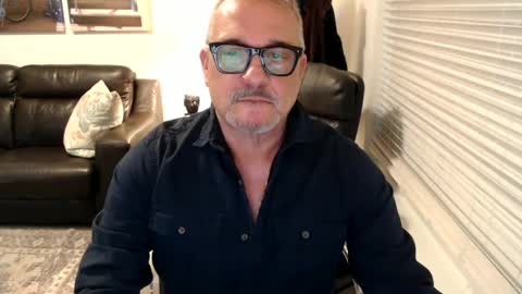 silveroli187 online show from September 22, 2025, 1:46 pm