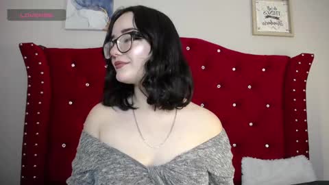 silvia_ls online show from December 24, 2024, 8:38 pm