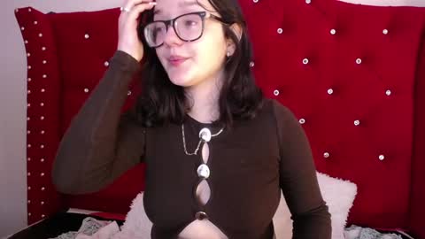 silvia_ls online show from February 15, 2025, 5:07 pm