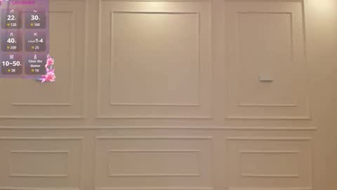 Silvia  online show from February 13, 2026, 7:10 pm