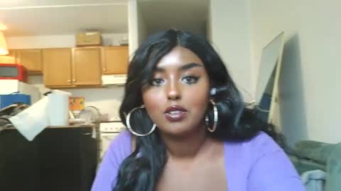 Simin Fox online show from September 19, 2025, 3:02 pm