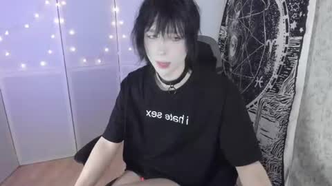 Snapshot of simochka_ chatting on August 4, 2026, 7:27 pm Simochka online show from August 4, 2026, 7:27 pm