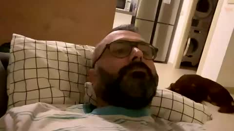 Snapshot of simon_bb chatting on November 18, 2025, 10:36 pm Si online show from November 18, 2025, 10:36 pm