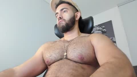 Snapshot of simon_leon01 chatting on June 17, 2026, 12:13 am simon_leon01 online show from June 17, 2026, 12:13 am
