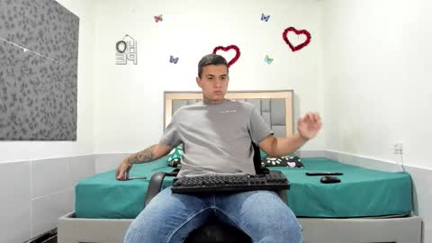 SIMON KELER online show from October 10, 2025, 11:09 am