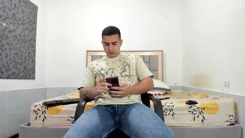 SIMON KELER online show from March 15, 2026, 1:28 pm