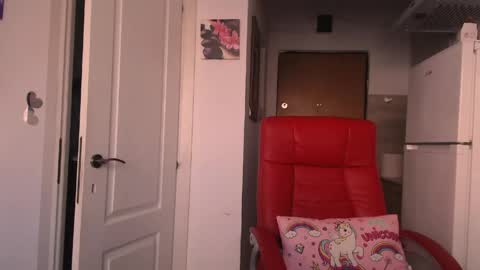 simyhvn online show from March 20, 2026, 5:34 am