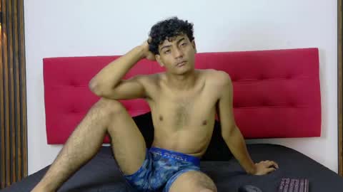 Snapshot of sinboy_ chatting on May 9, 2026, 11:48 am online show from May 9, 2026, 11:48 am