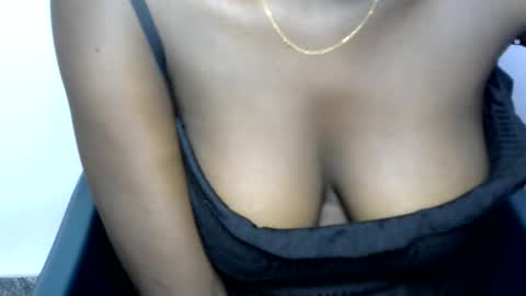 Snapshot of sinful_bitch80 chatting on May 28, 2026, 11:57 pm sinful_bitch80 online show from May 28, 2026, 11:57 pm