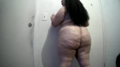 Snapshot of sinfulstarlett chatting on December 17, 2024, 10:34 am Sinful Starlett online show from December 17, 2024, 10:34 am