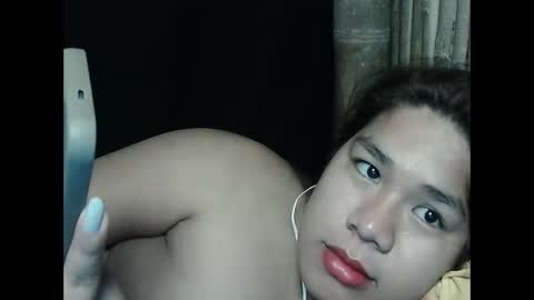 Snapshot of singleheart05 chatting on May 16, 2026, 12:18 am singleheart05 online show from May 16, 2026, 12:18 am