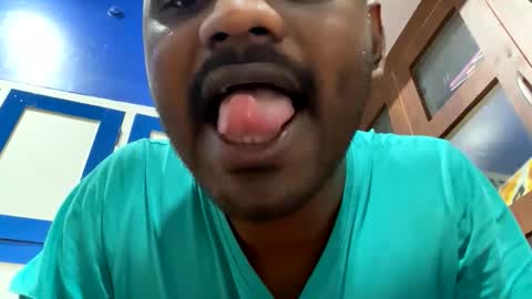 singletamilboy2 online show from February 28, 2026, 5:14 pm