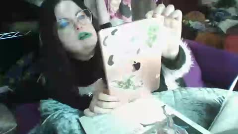 Siofra online show from March 8, 2025, 7:09 pm