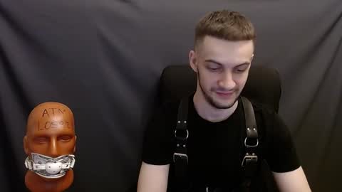 Sir Damien online show from December 4, 2024, 8:40 pm