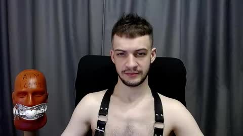 Sir Damien online show from December 5, 2025, 3:37 am