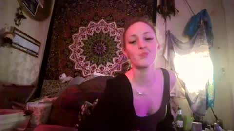 Snapshot of siren_sweetheart chatting on May 23, 2026, 3:45 am Venus online show from May 23, 2026, 3:45 am