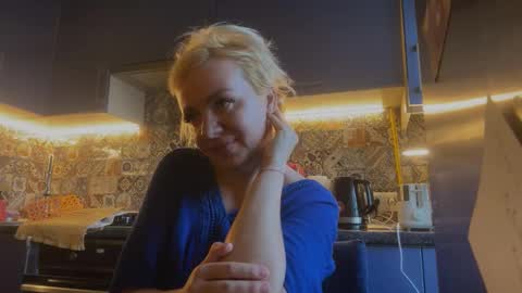 sirena2025 online show from September 15, 2025, 3:45 pm