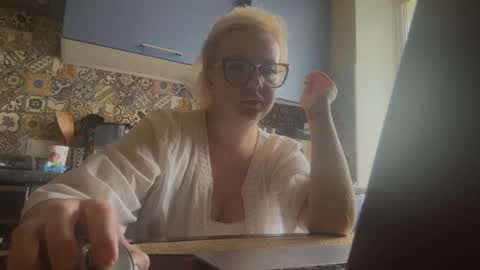 sirena2025 online show from September 16, 2025, 11:11 am