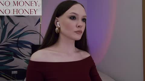 Snapshot of sirenaswhisper chatting on May 29, 2026, 8:51 pm Goddess Sirena online show from May 29, 2026, 8:51 pm